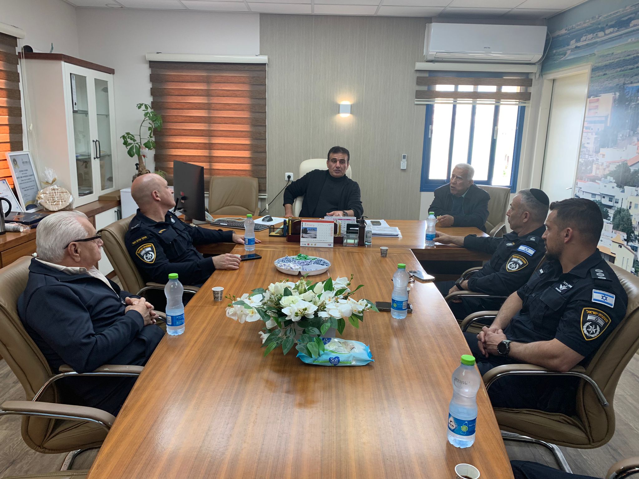 لقاء هام وبنّاء بين مندوبي الشرطة ورئيس مجلس أبوسنان المحلي السيد سيف مشلب على ضوء الأحداث في نصف السنة الأخير