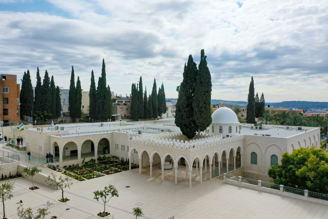 تزامنًا مع حلول زييارة النبي الخضر المجلس الديني الدرزي والرئاسة الروحية يقدّمان لكم بعض المعلومات عن الزّيارة وصاحبها راجين لكم زيارةً مقبولة تجمعنا على المحبّة والسّلام