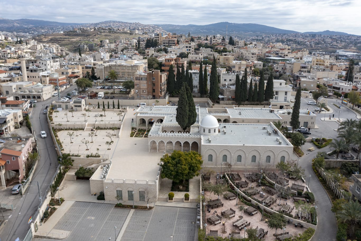 تزامنًا مع حلول زييارة النبي الخضر المجلس الديني الدرزي والرئاسة الروحية يقدّمان لكم بعض المعلومات عن الزّيارة وصاحبها راجين لكم زيارةً مقبولة تجمعنا على المحبّة والسّلام