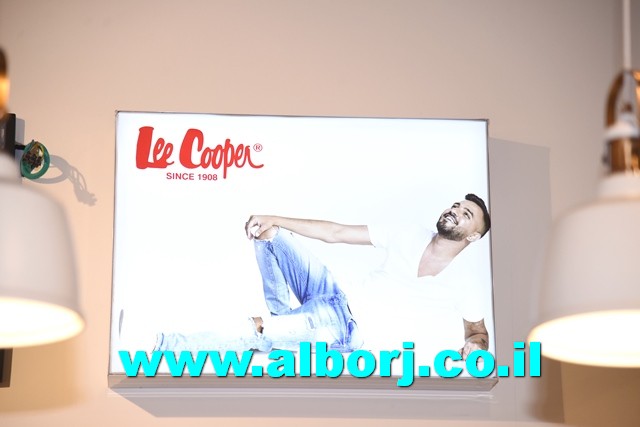 افتتاحٌ بهندام هيّاف وأجواء بأزهى حضور والتفاف لحانوت Lee Cooper للشاب الطموح والوكيل الحصري في كنيون عزرائيلي - عكا