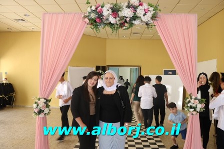 مدرسة المحبة - الابتدائية (ا) في أبوسنان تخرّج الفوج الثالث والخمسين ببهجة ولمعان