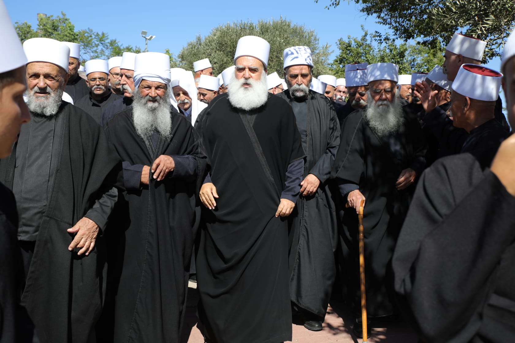 بعد انقطاع دام عامين: المئات من شيوخ الطّائفة الدرزية من الكرمل والجليلين والجولان يشاركون في مراسيم الزيارة السنوية لمقام سيدنا سبلان(ع)