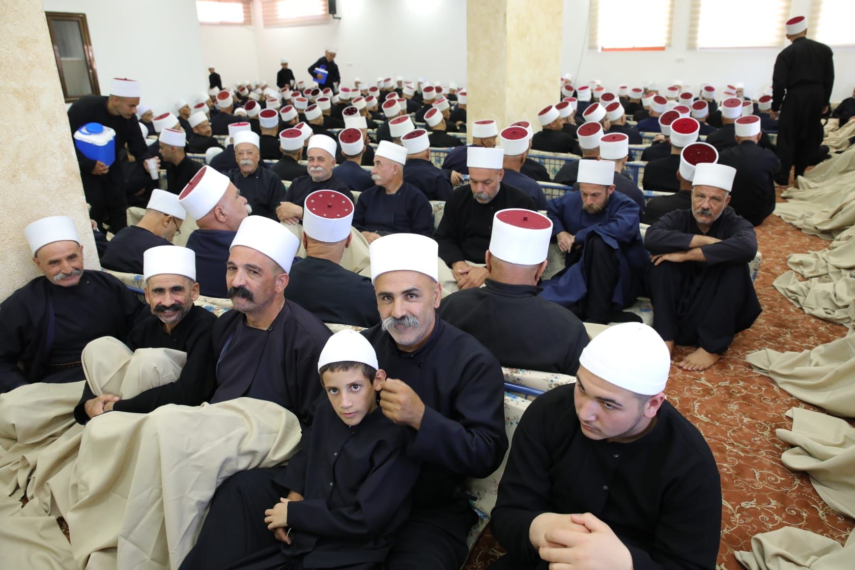 بعد انقطاع دام عامين: المئات من شيوخ الطّائفة الدرزية من الكرمل والجليلين والجولان يشاركون في مراسيم الزيارة السنوية لمقام سيدنا سبلان(ع)