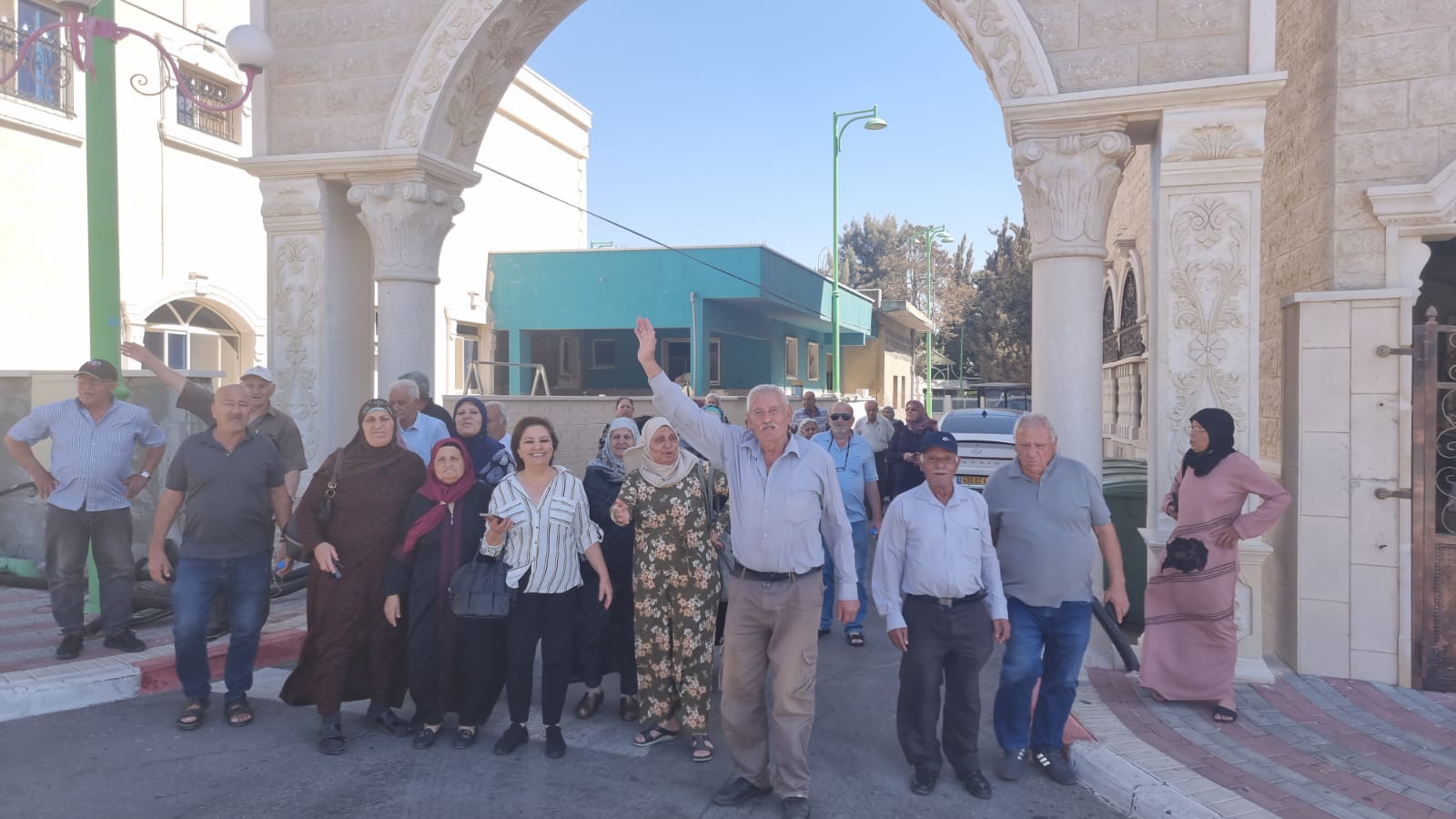 يوم ترفيهي للمسنين في منطقة "حورشات تال" وبلدة الغجر