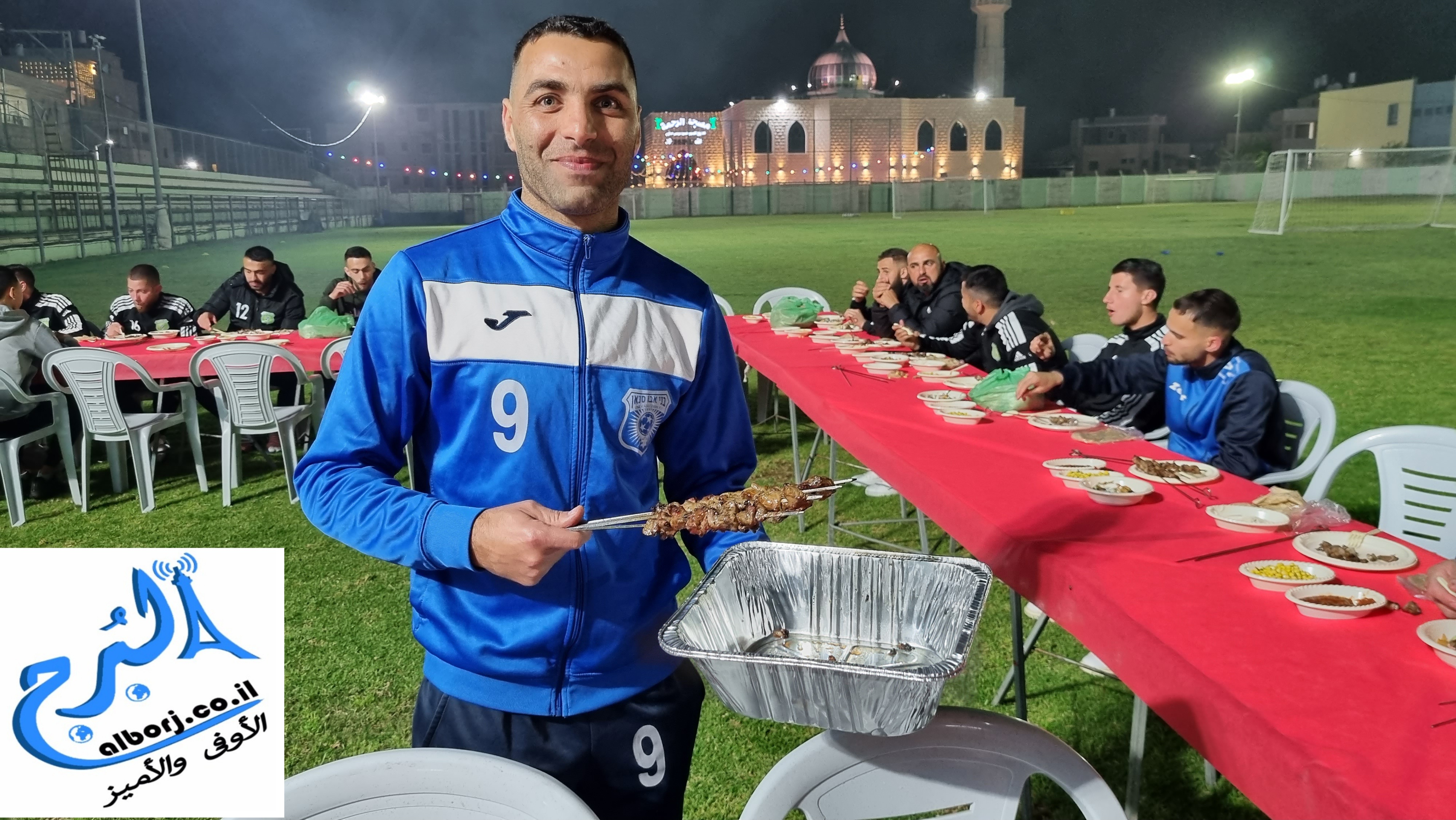 موقع البرج والمخرّر الرياضي وحيد زيادة يزوران احتفالا آحر لمكابي أبناء أبوسنان بالاراقاء للدرجة الثانية...شاهدوا الصور