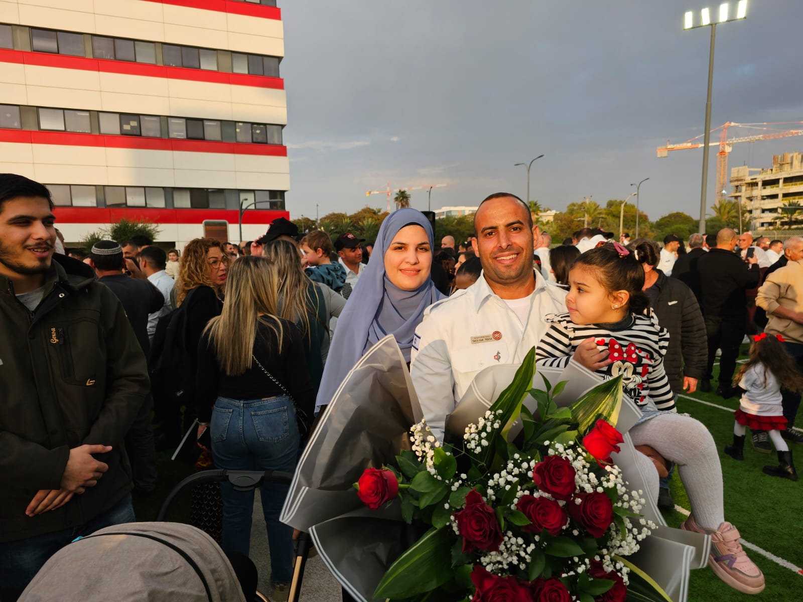 تخريج دفعة جديدة من رجال الاطفاء والانقاذ من بينهم العشرات من ابناء مجتمعنا