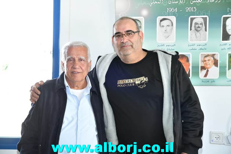 صور من اليوم التاريخي للرئيس المنتخب لرئاسة مجلس أبوسنان المحلي السيد سيف فوزي مشلب والذي استلم مفاتيح المجلس من والدِهِ السيّد فوزي مشلب