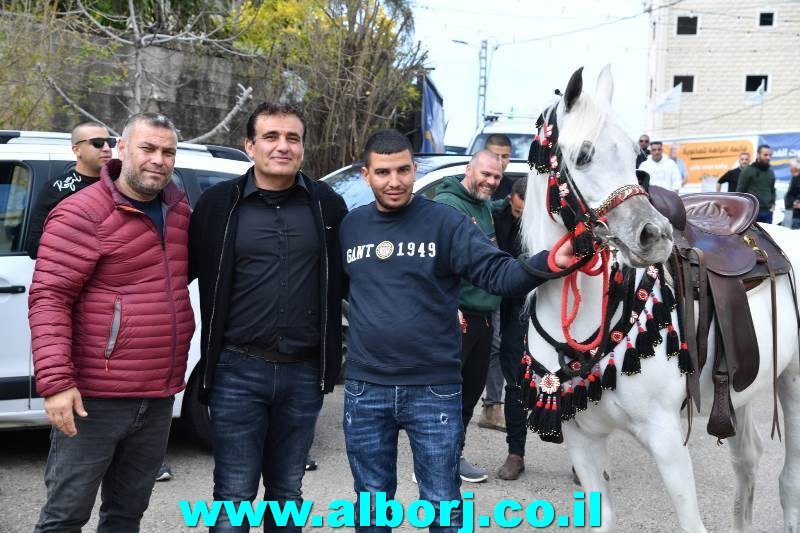 صور من اليوم التاريخي للرئيس المنتخب لرئاسة مجلس أبوسنان المحلي السيد سيف فوزي مشلب والذي استلم مفاتيح المجلس من والدِهِ السيّد فوزي مشلب